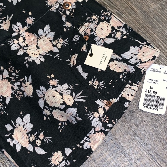 Black with fade pink floral denim shorts - NEW - Picture 2 of 5